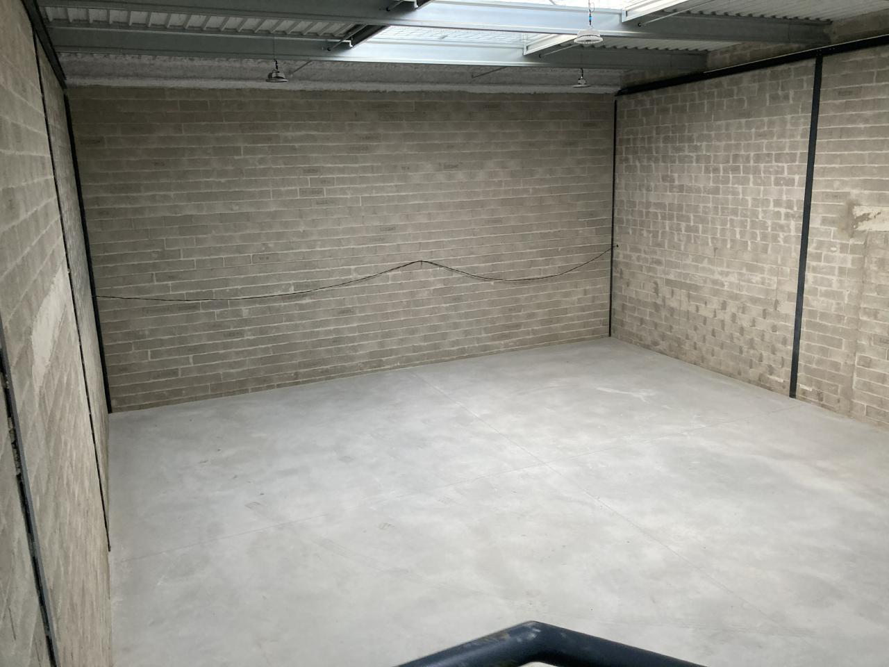 Local d'activité Champagne-sur-Oise 892m² Location local d'activité Champagne-sur-Oise Val-d'Oise OLACT2119073 1